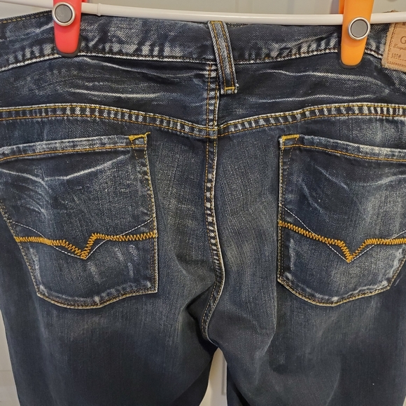 Guess Jeans - Picture 7 of 14